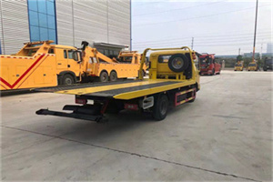 云南非事故拖车