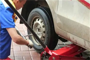 云南附近拖车24小时服务热线电话